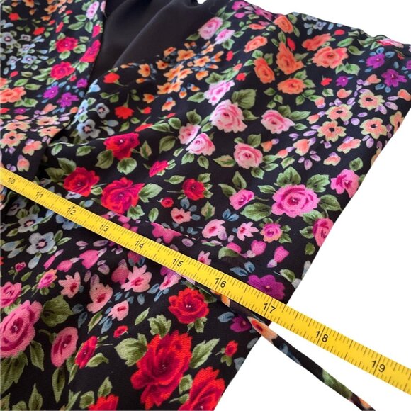 Yumi Kim Lexey Wrap Dress Cottage Floral Kingston Garden SZ M Twee Indie Dress - Picture 9 of 13
